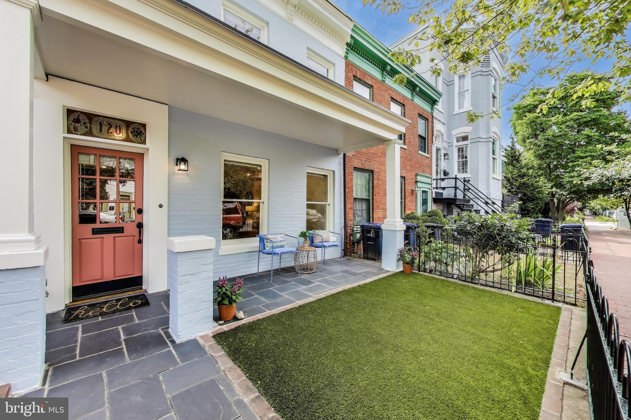 120 6TH STREET SE