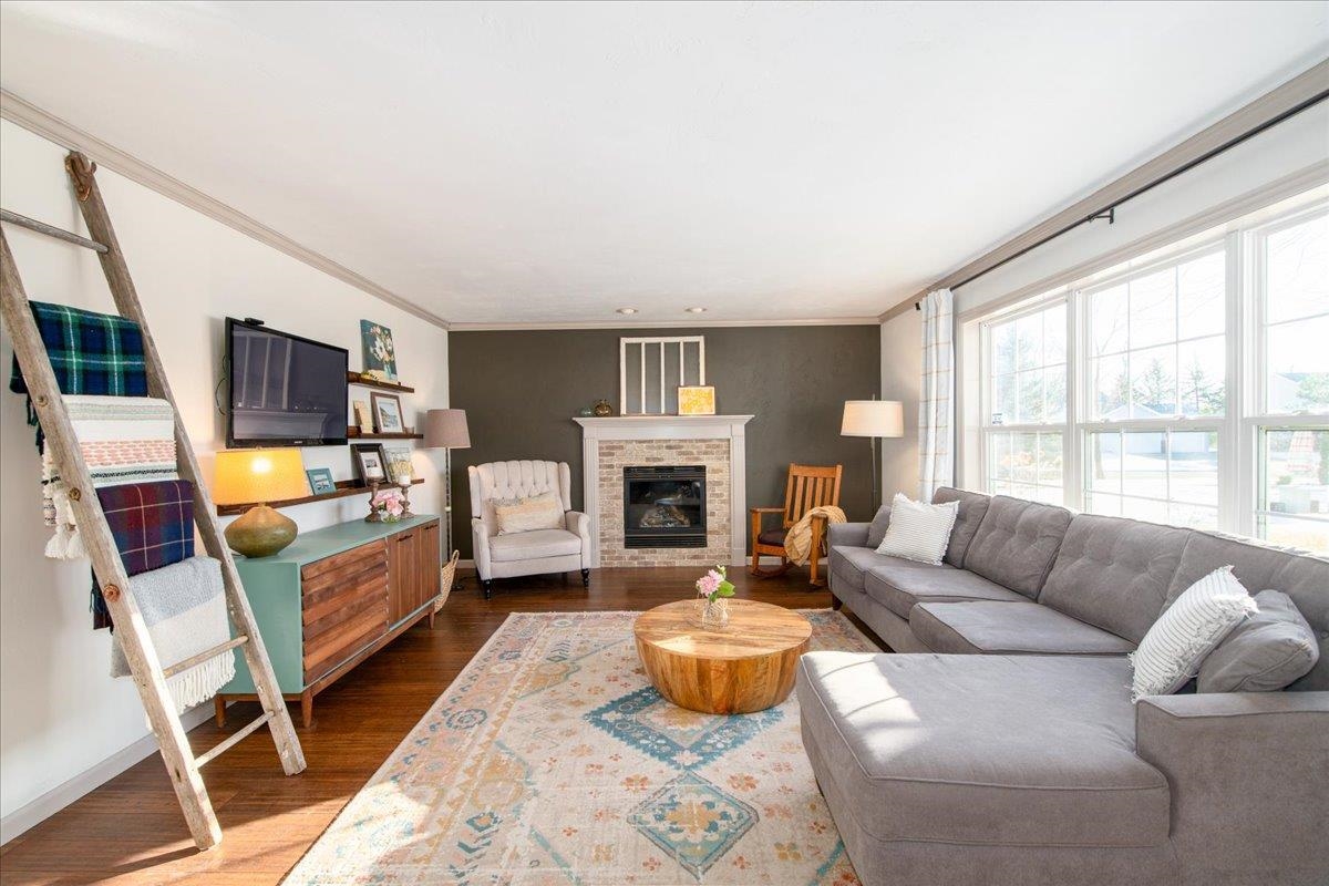 W7272 FOX HOLLOW Lane