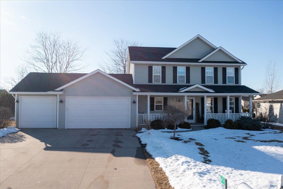 W7272 FOX HOLLOW Lane