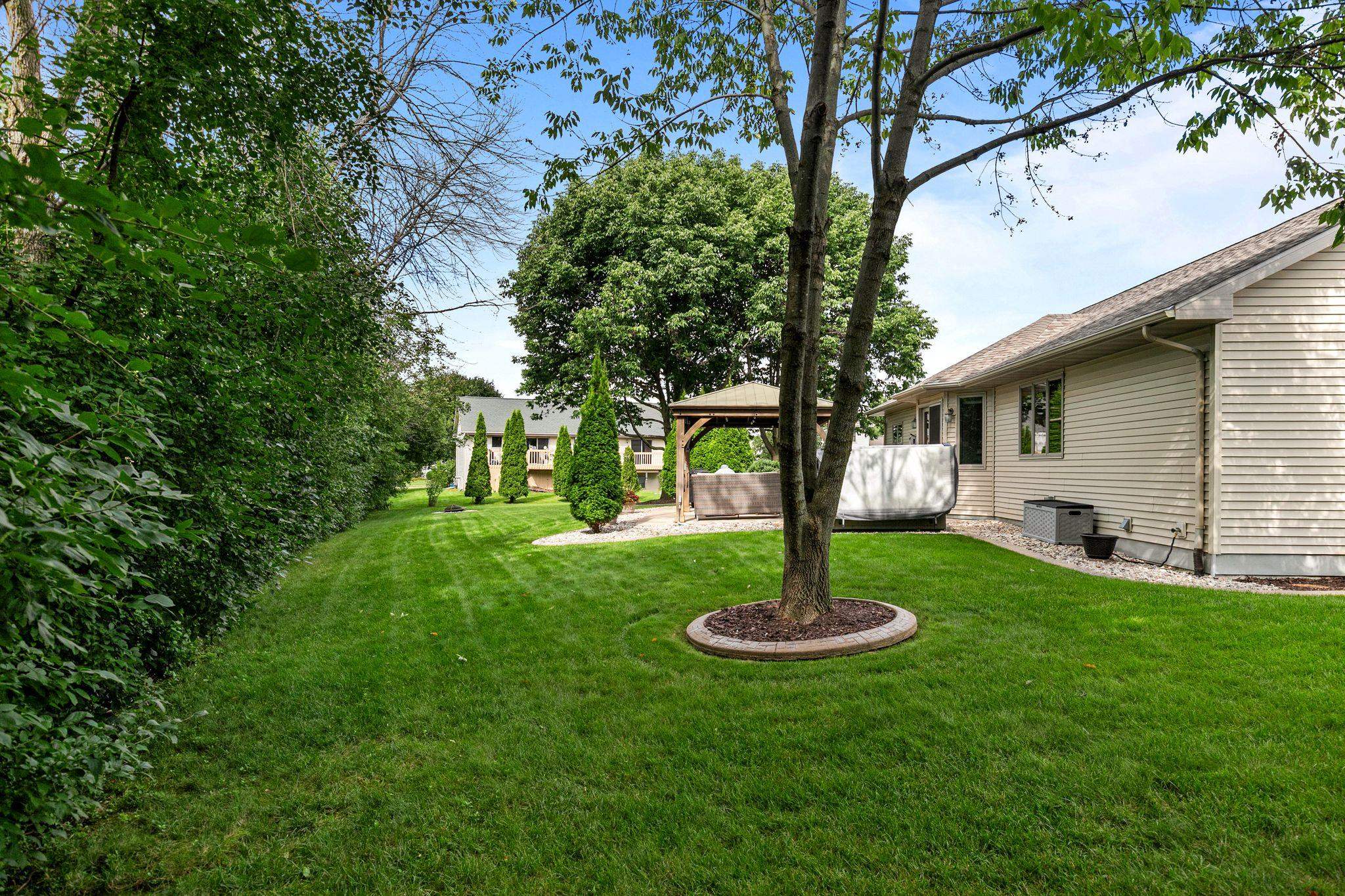 1202 CHELSEA Court