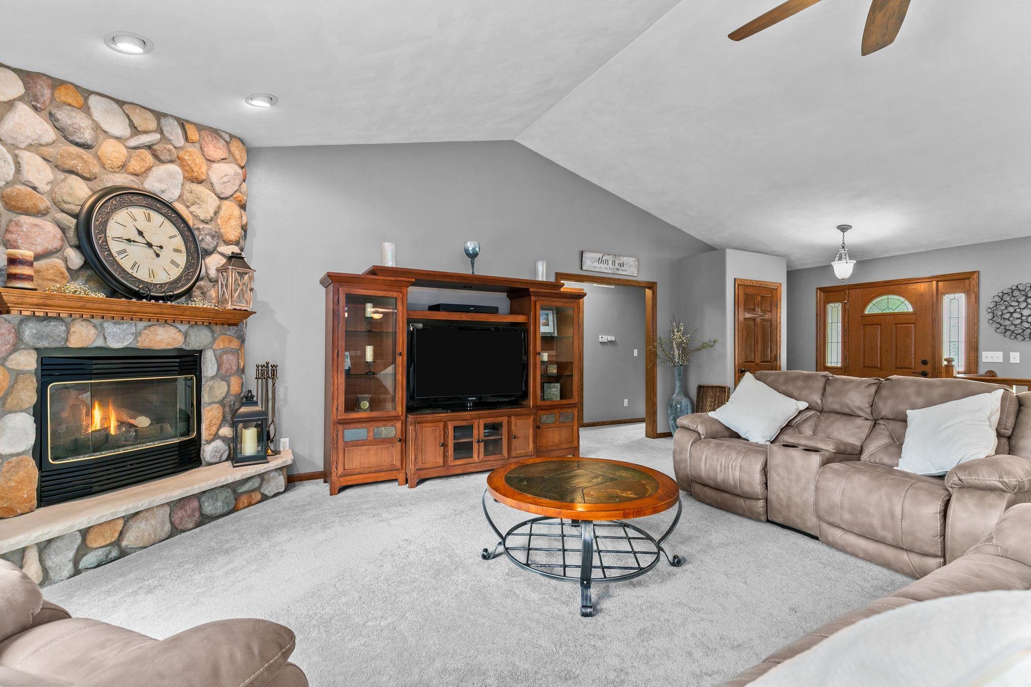 1202 CHELSEA Court