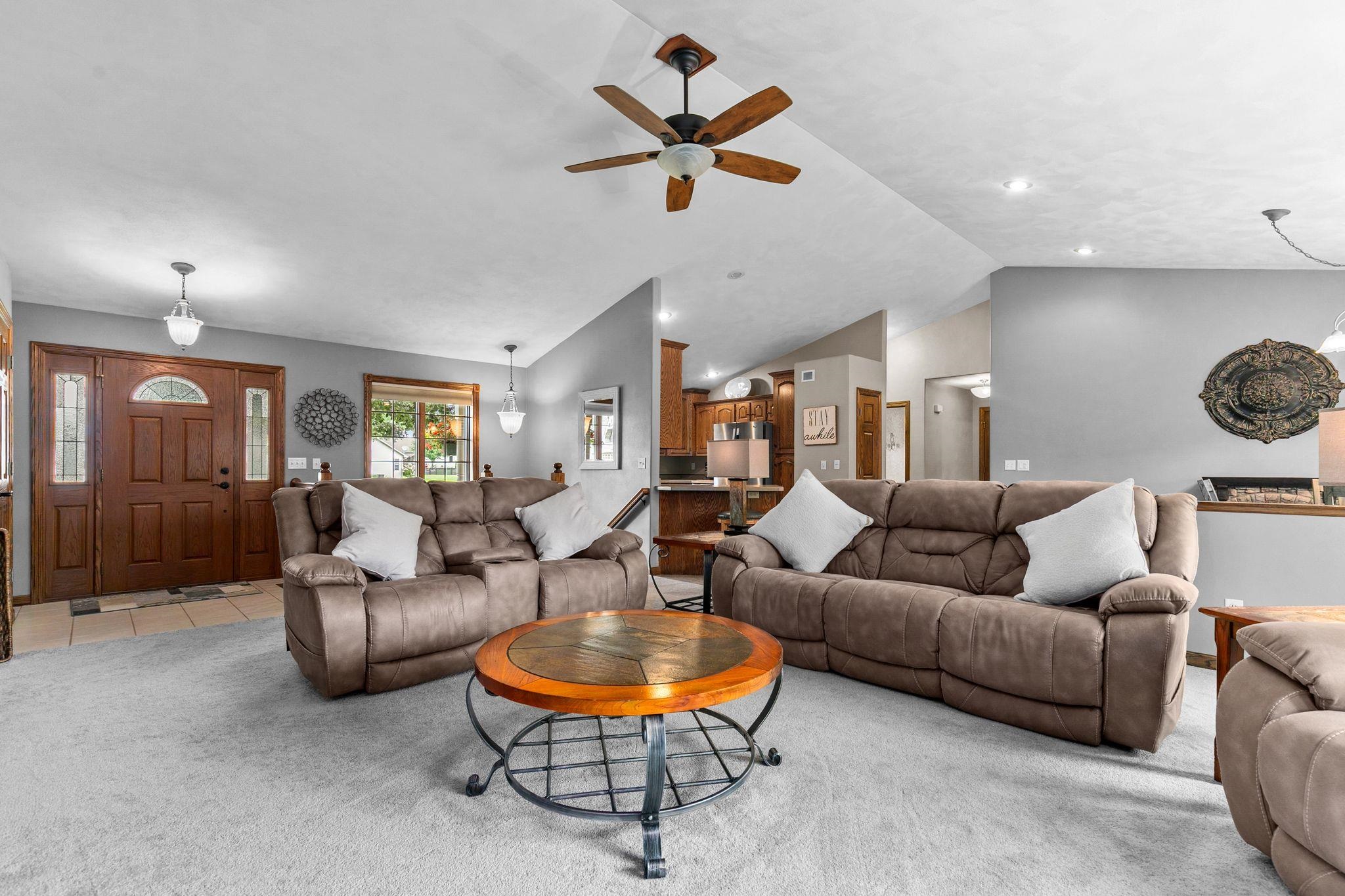 1202 CHELSEA Court