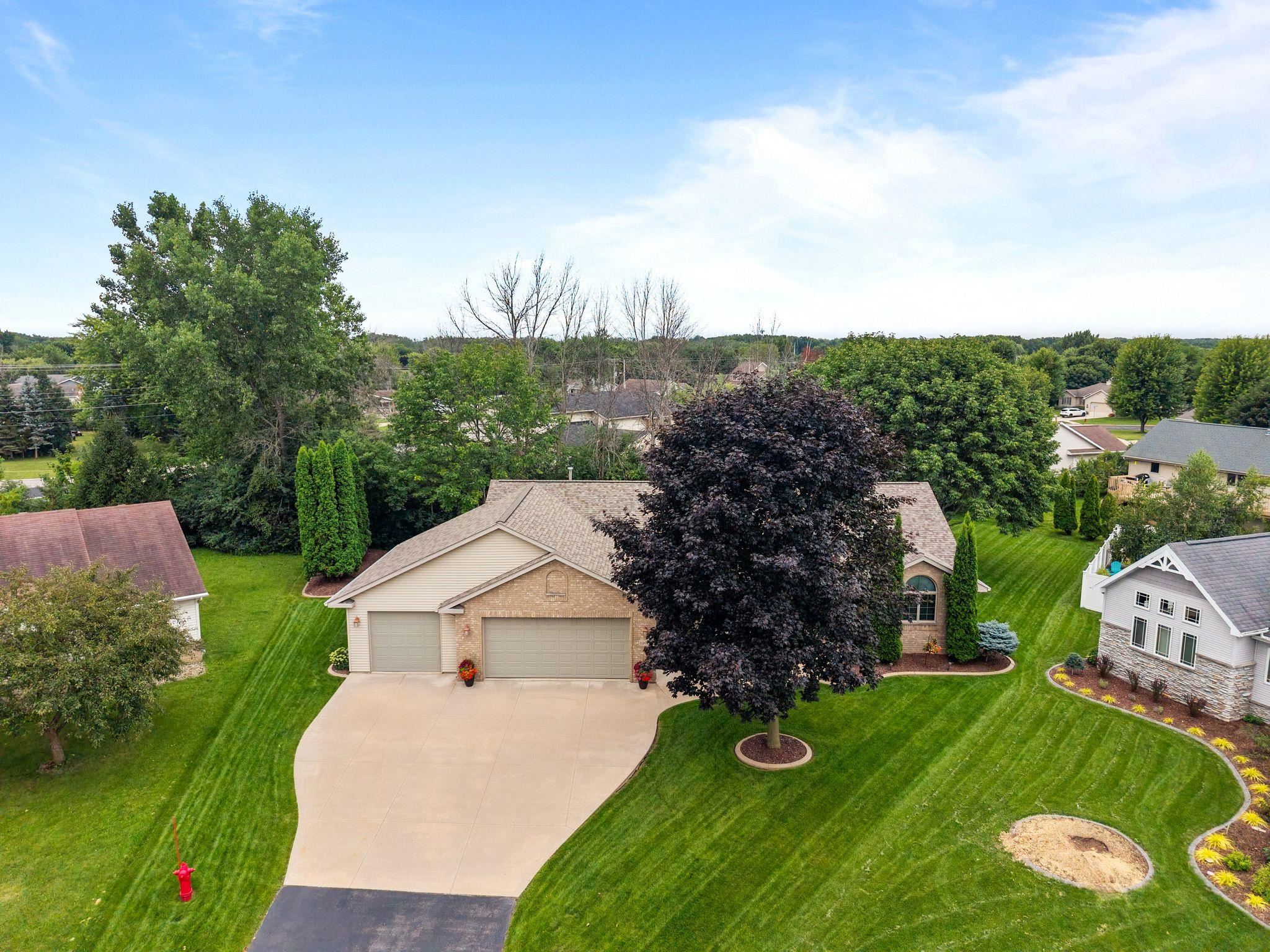 1202 CHELSEA Court