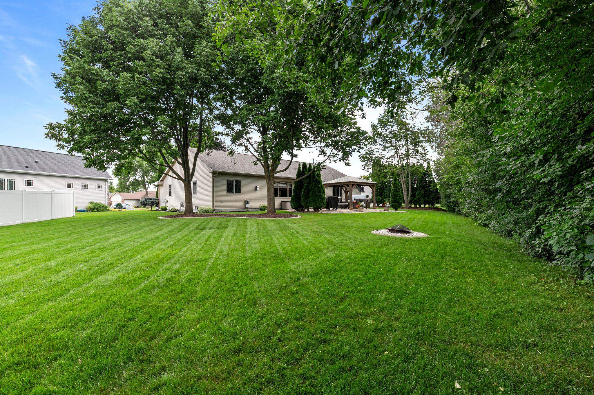 1202 CHELSEA Court