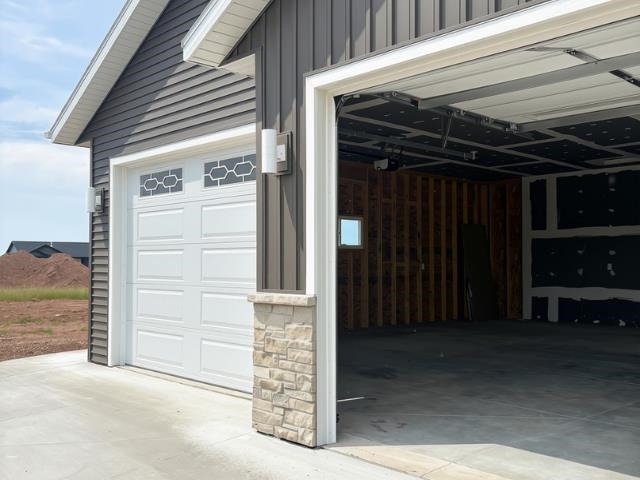 6890 W MCALLISTER Drive