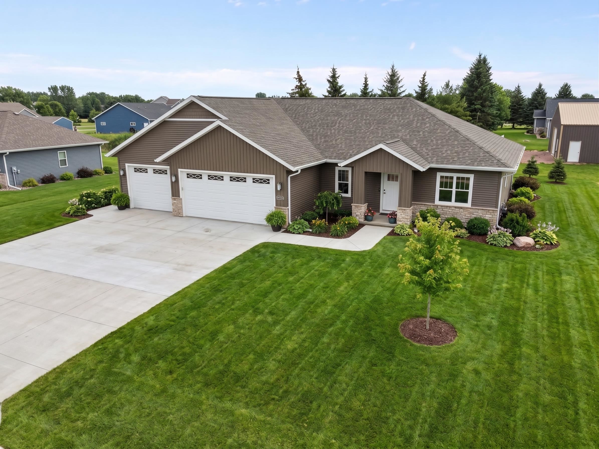 6890 W MCALLISTER Drive