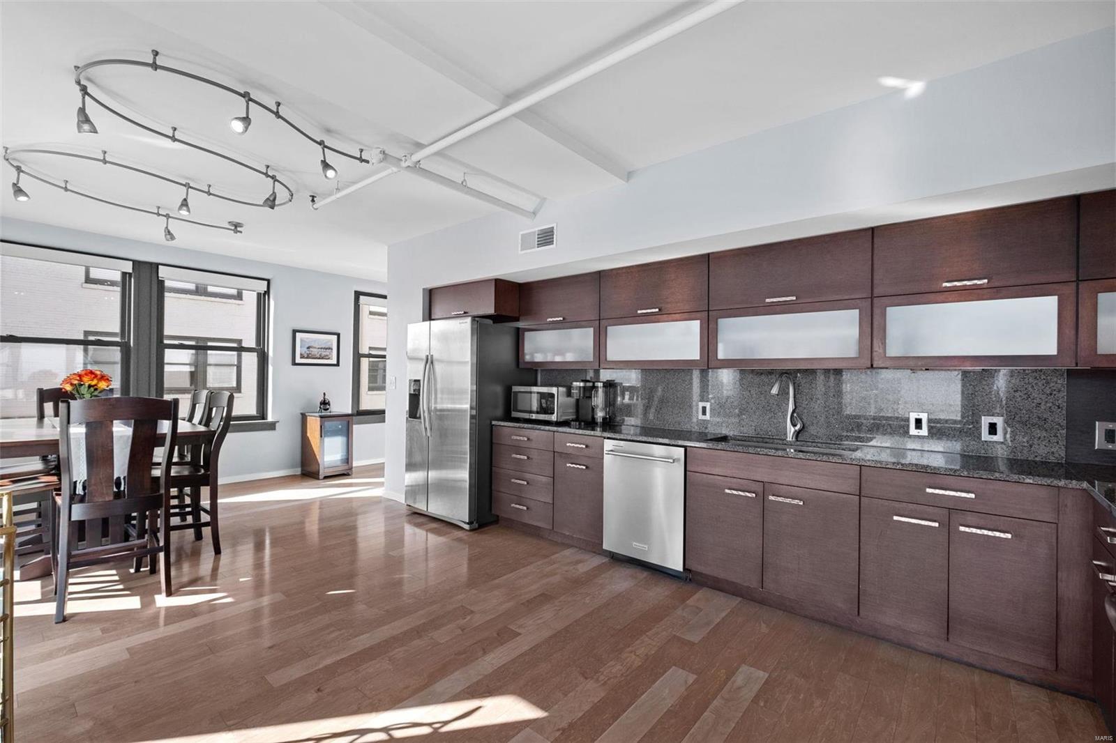 915 Olive Street Unit: 1401