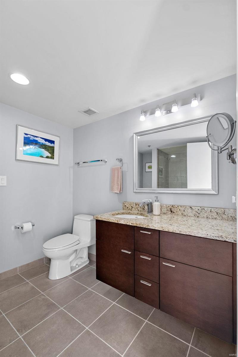 915 Olive Street Unit: 1401