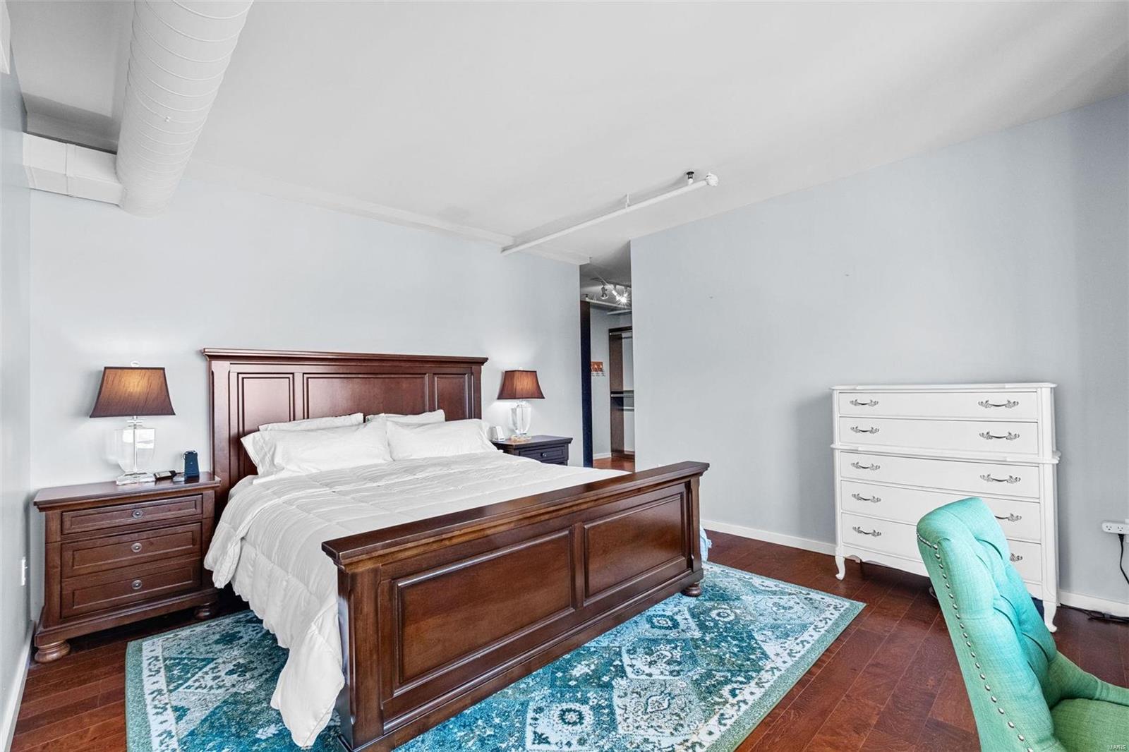 915 Olive Street Unit: 1401