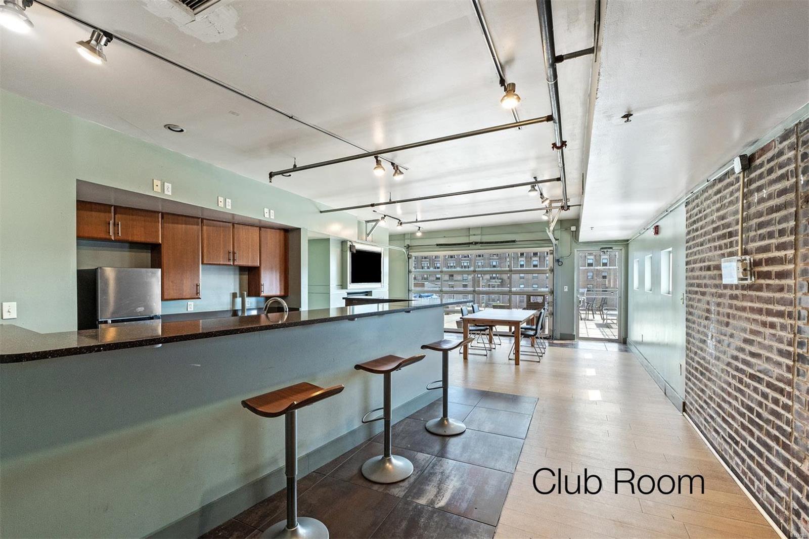 1209 Washington Avenue Unit: 701