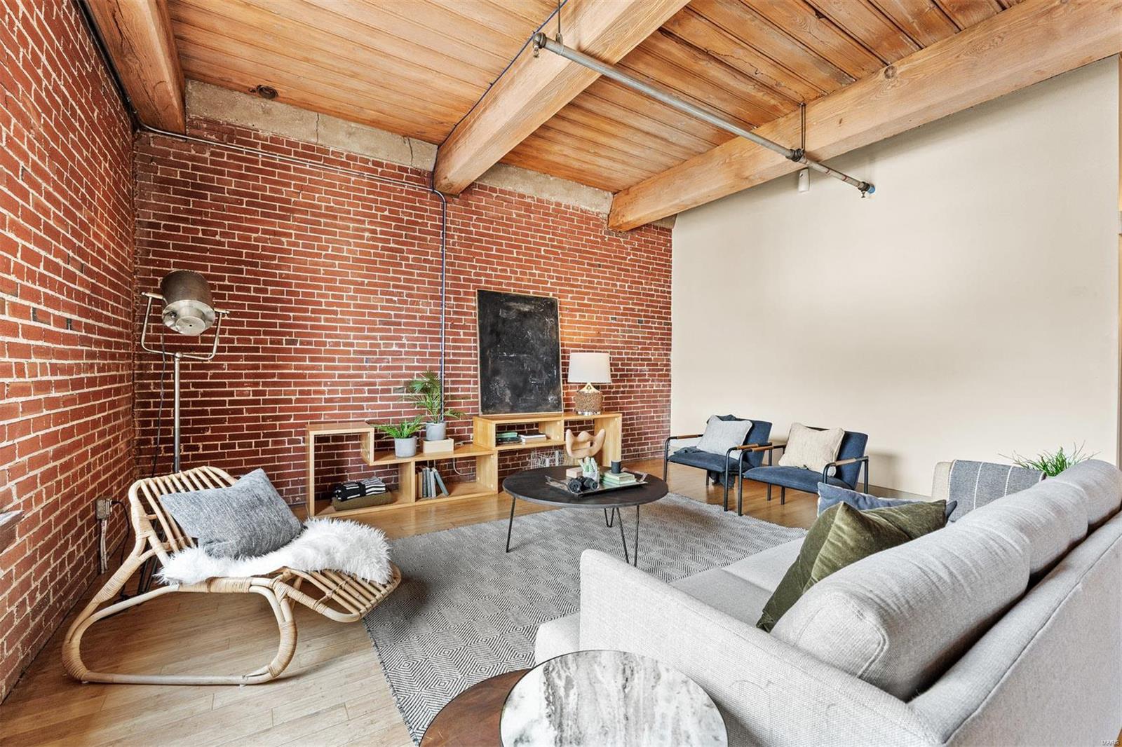 1209 Washington Avenue Unit: 701