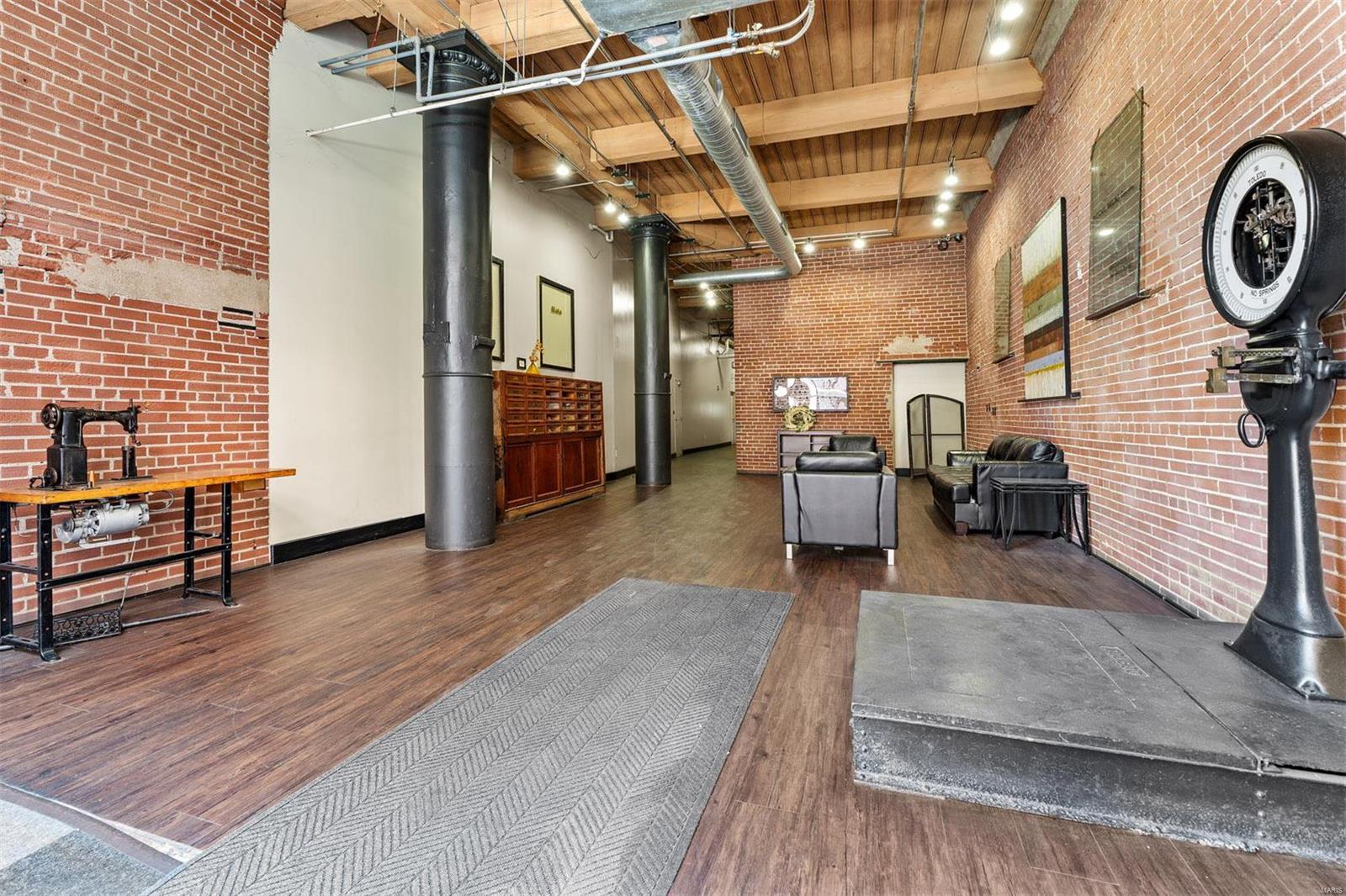 1209 Washington Avenue Unit: 701