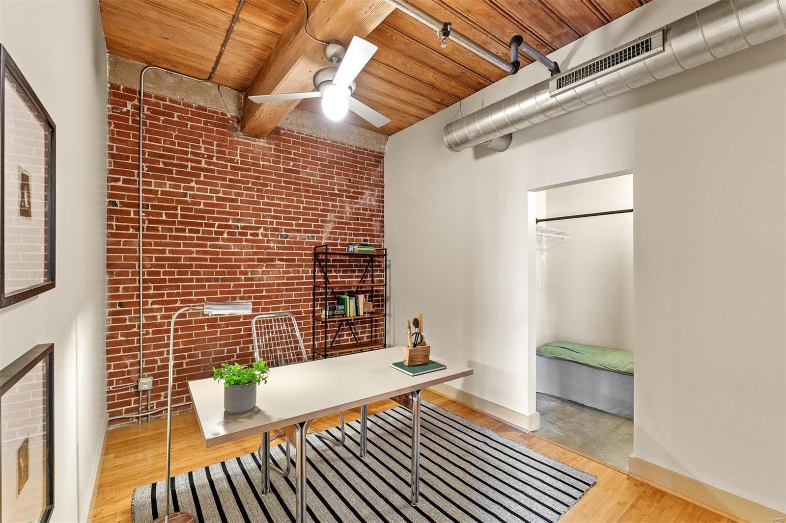 1209 Washington Avenue Unit: 701