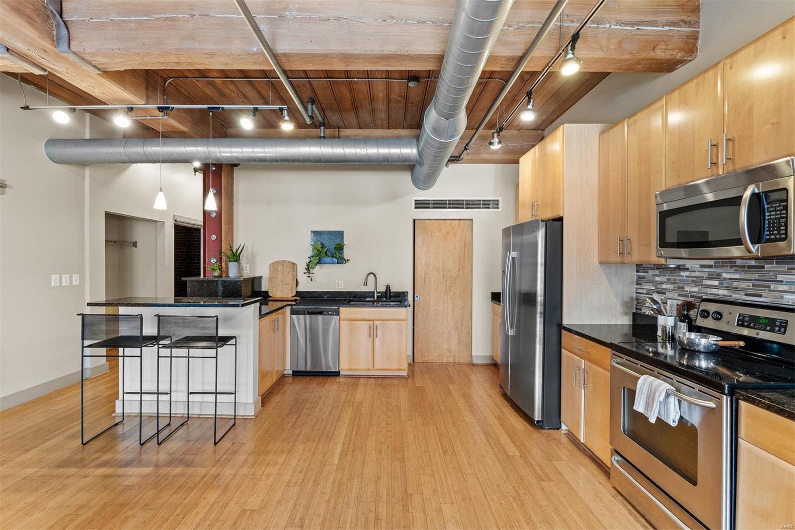 1209 Washington Avenue Unit: 701