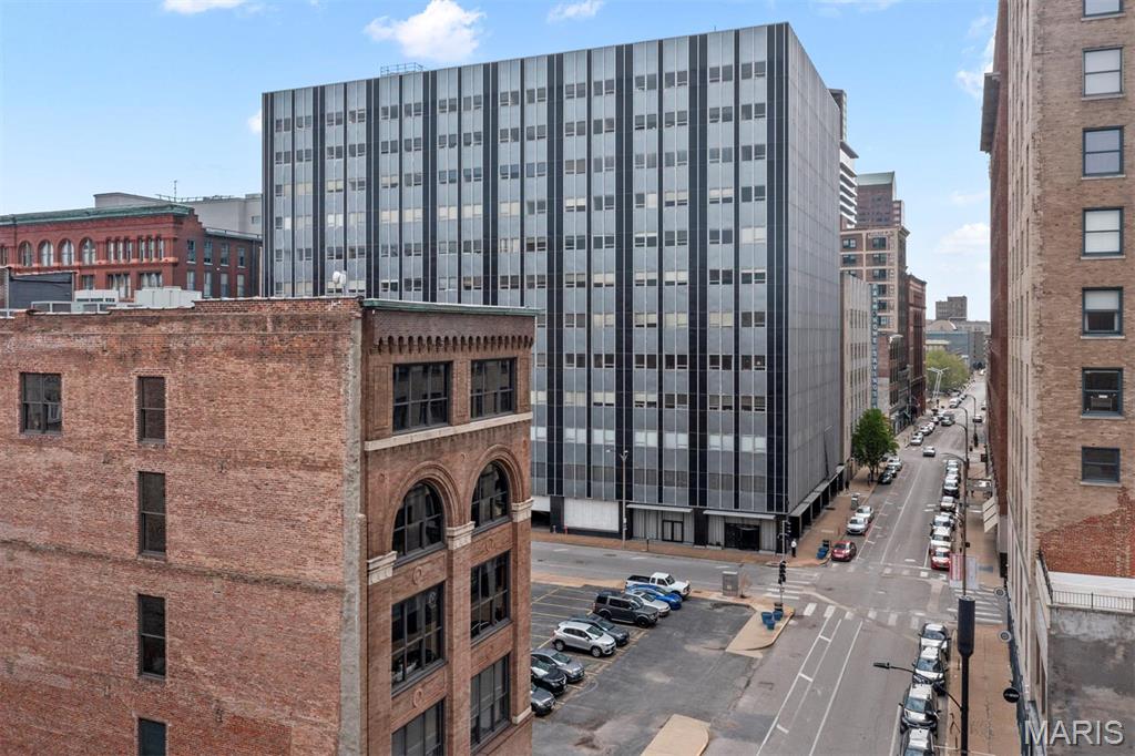 1113 Locust Street Unit: 300