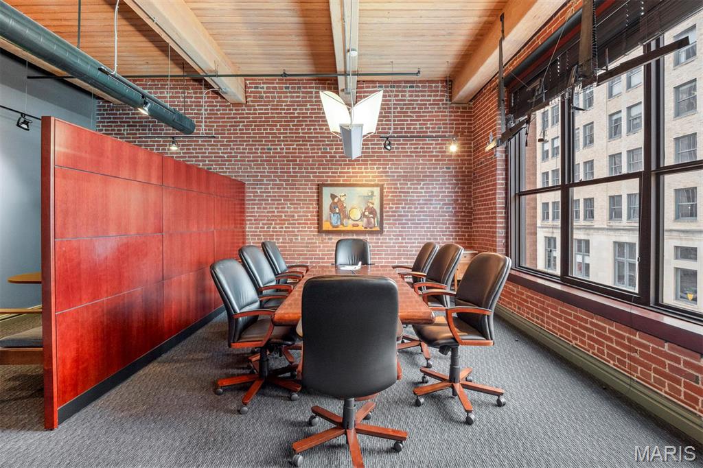 1113 Locust Street Unit: 300