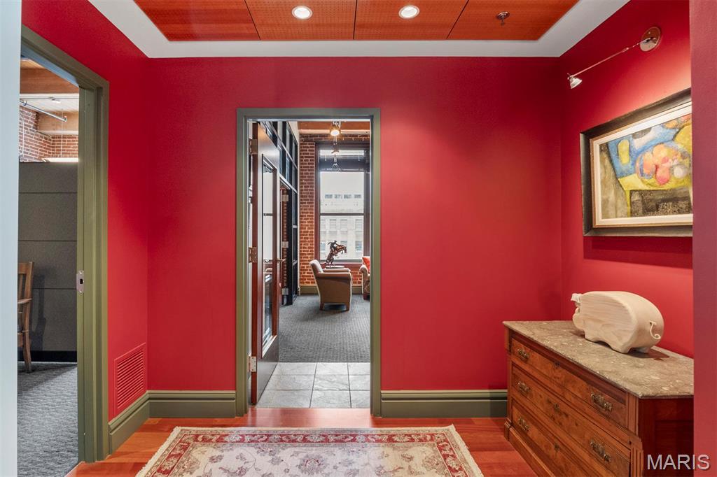 1113 Locust Street Unit: 300