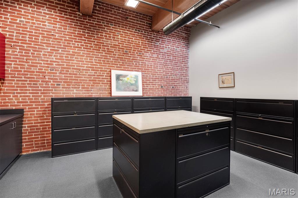 1113 Locust Street Unit: 300