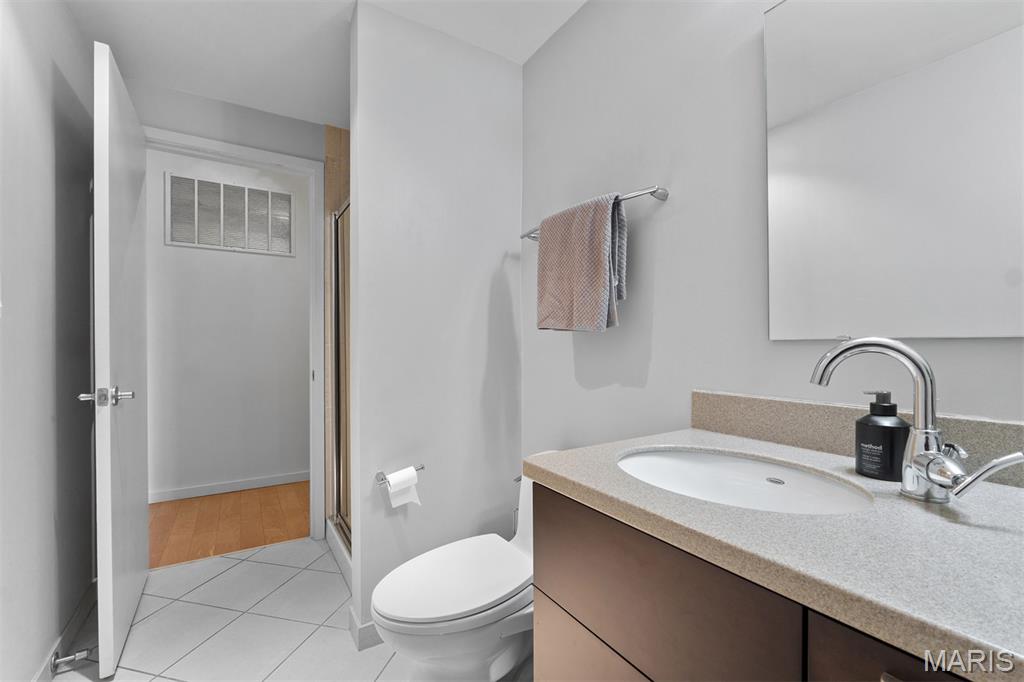 915 Olive Street Unit: 910