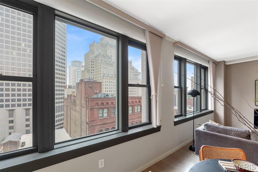 915 Olive Street Unit: 910