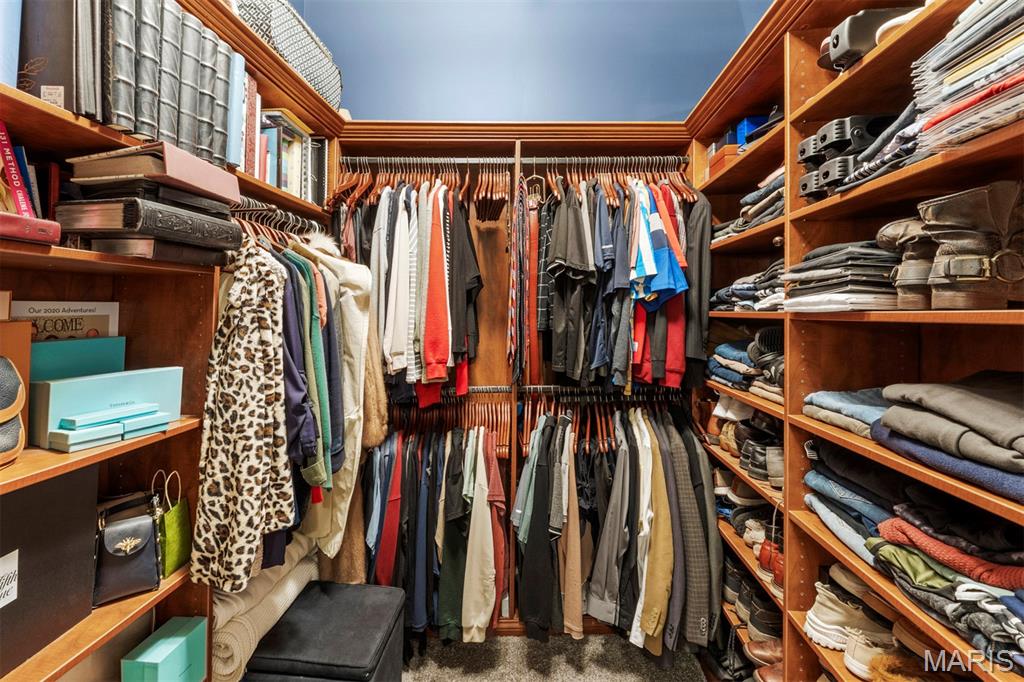 901 Washington Avenue Unit: 702