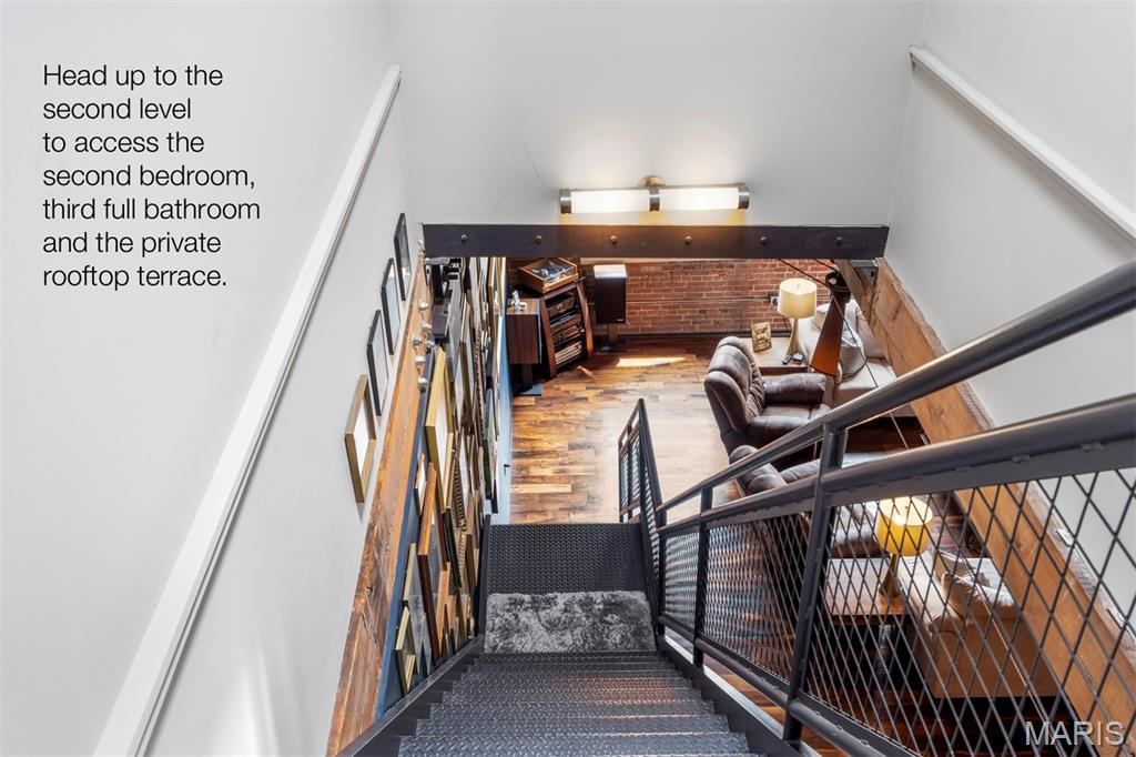 901 Washington Avenue Unit: 702