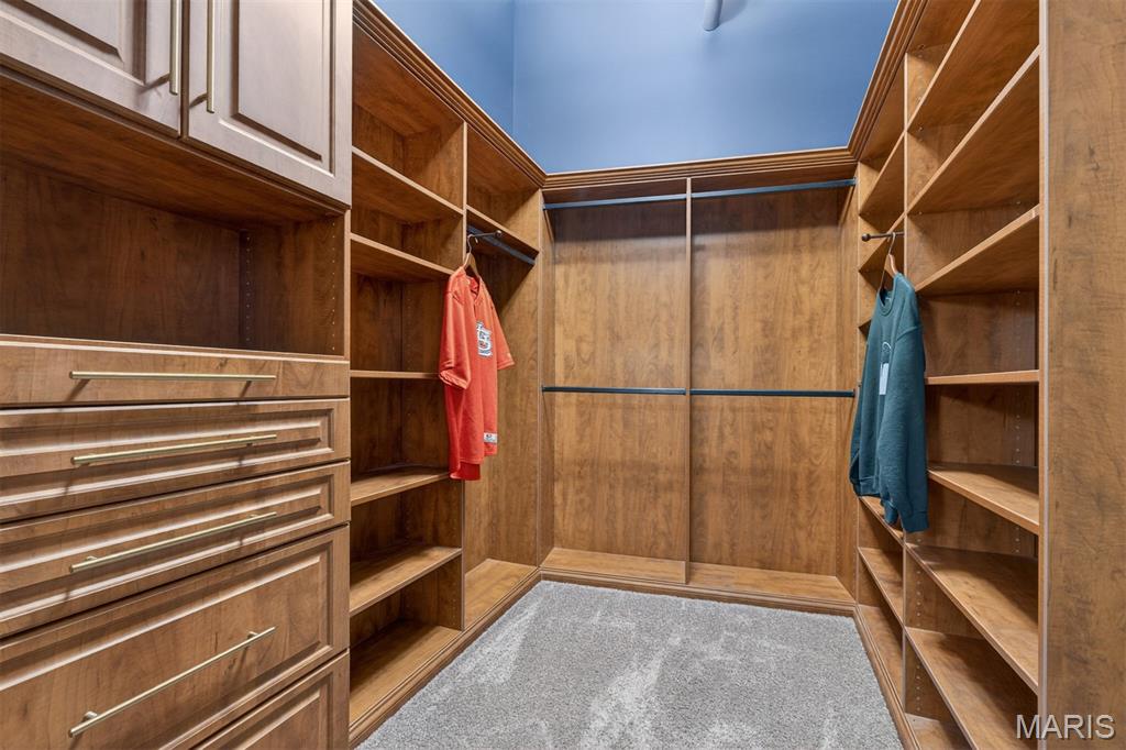 901 Washington Avenue Unit: 702