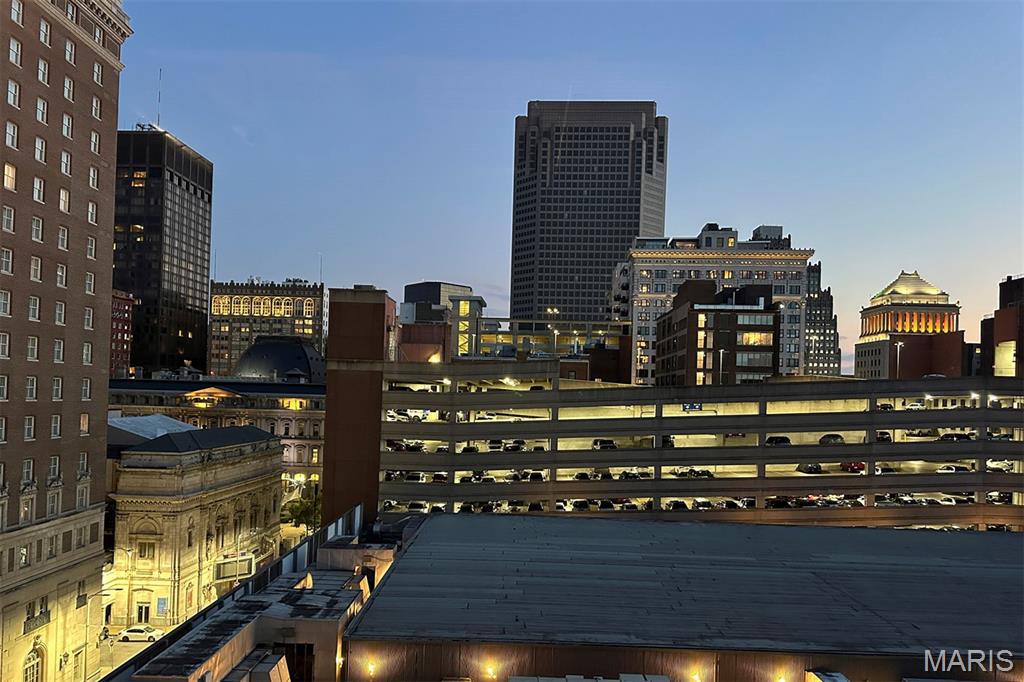 901 Washington Avenue Unit: 702