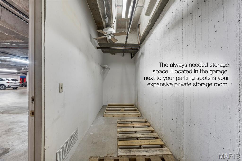 110 N Newstead Avenue Unit: 303