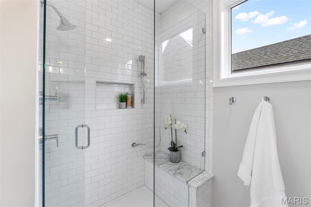 110 N Newstead Avenue Unit: 303
