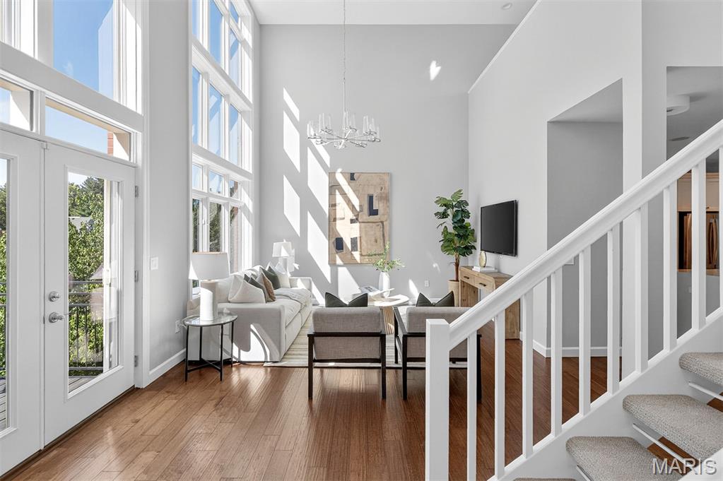 110 N Newstead Avenue Unit: 303