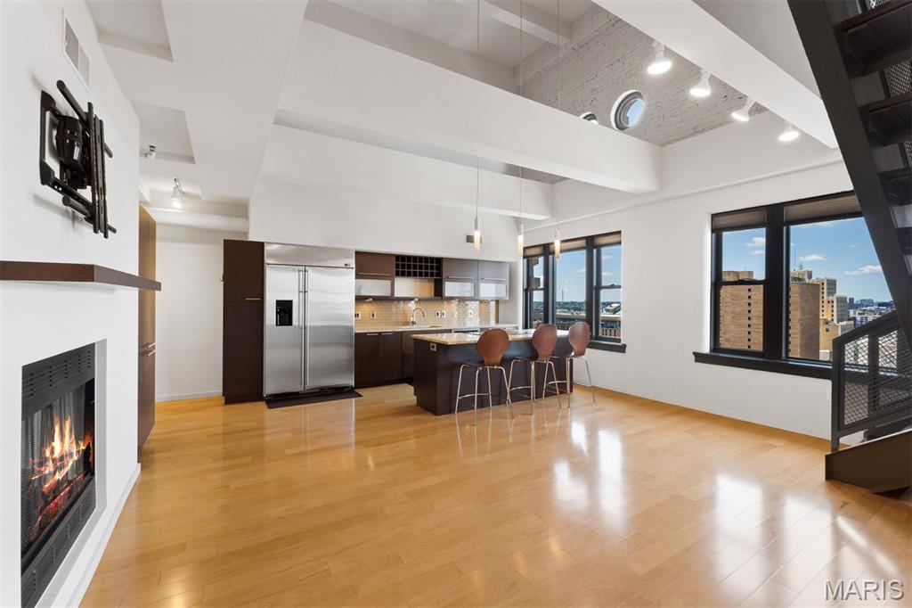 915 Olive Street Unit: 1606