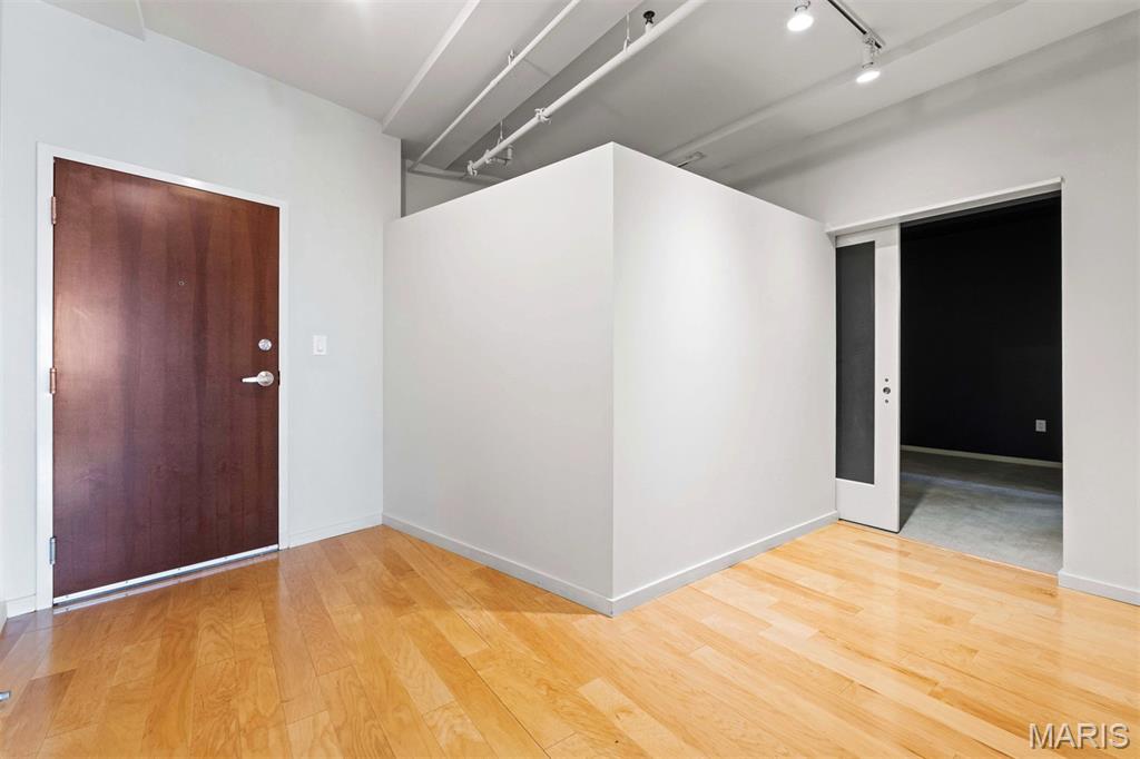 915 Olive Street Unit: 1606