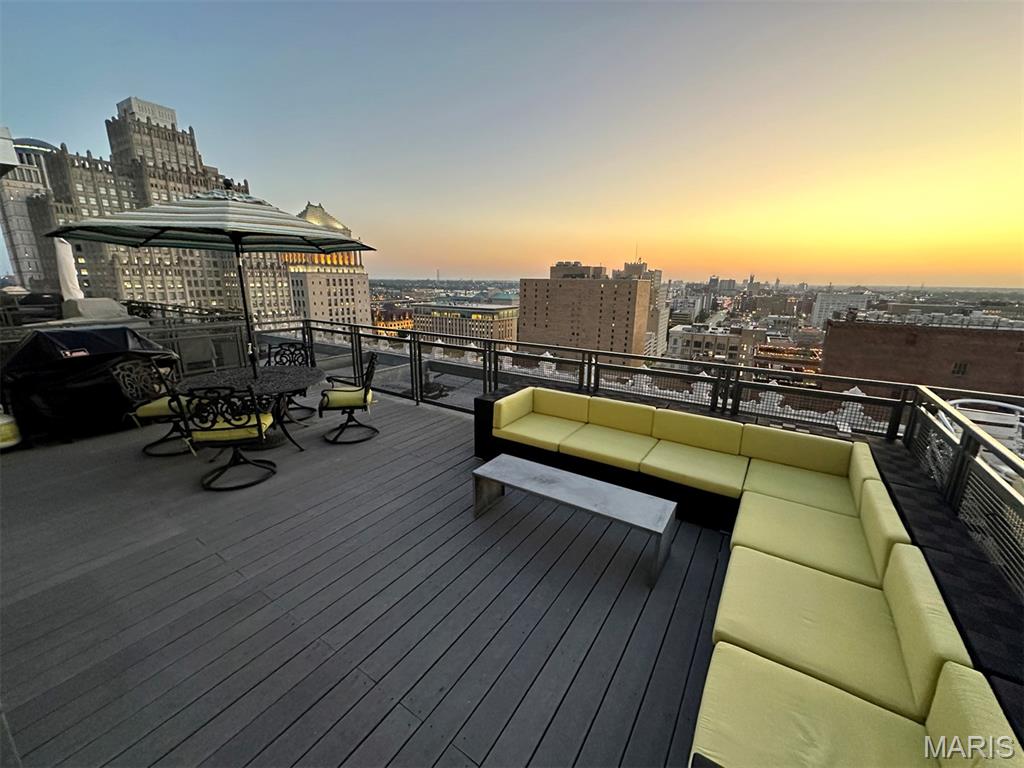 915 Olive Street Unit: 1606