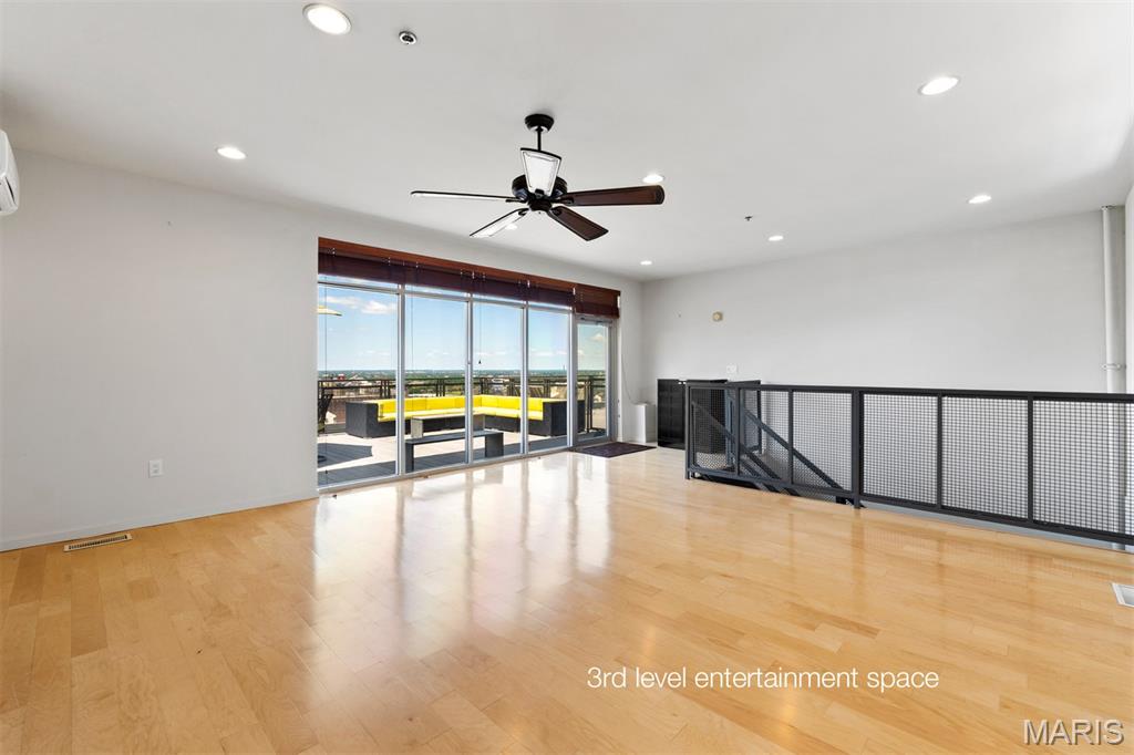915 Olive Street Unit: 1606