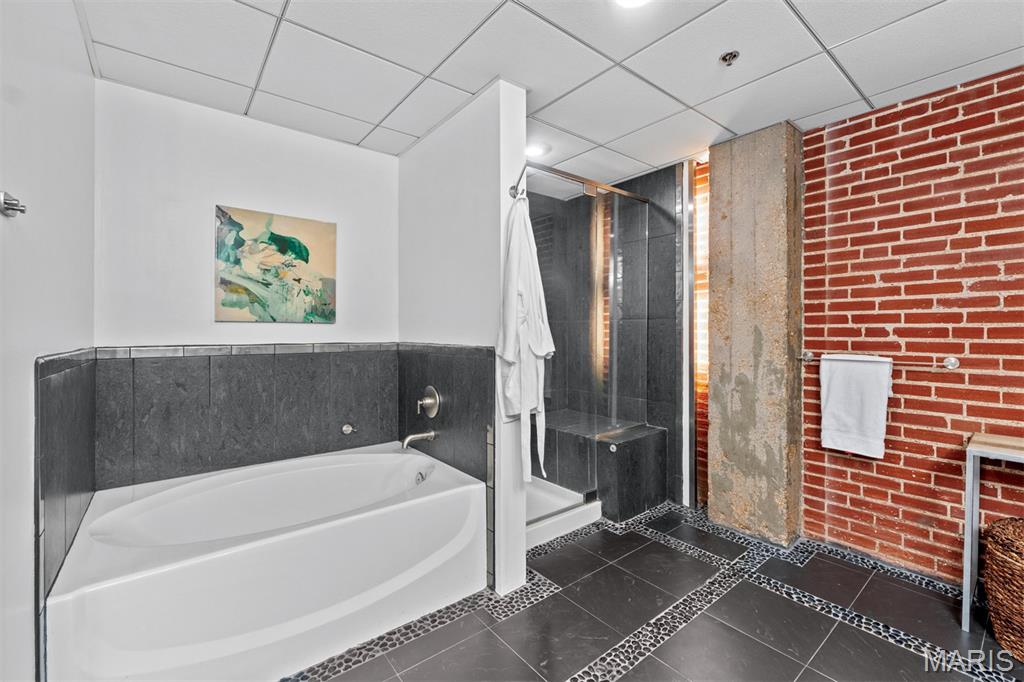 1511 Locust Street Unit: 510