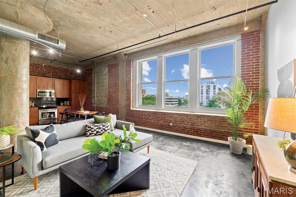 1511 Locust Street Unit: 510