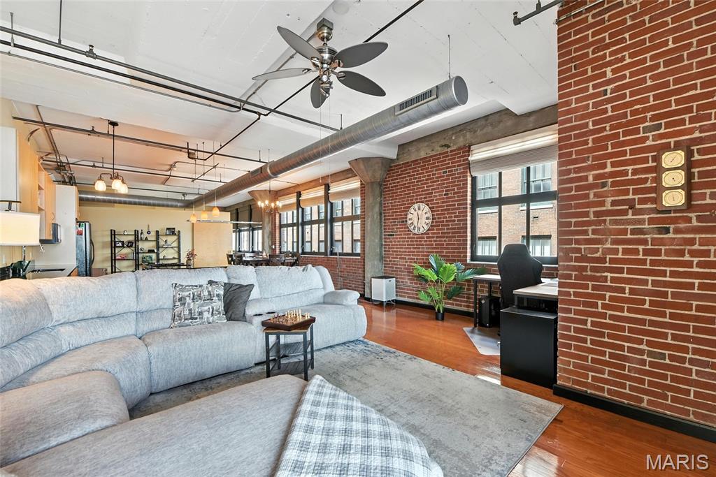 1619 Washington Avenue Unit: 602