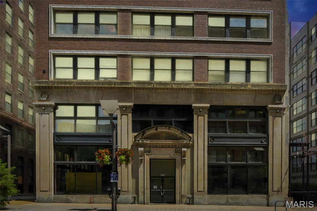 1619 Washington Avenue Unit: 602