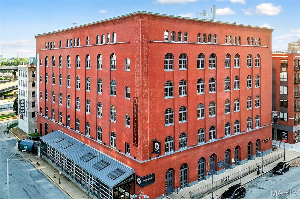 1004 Spruce Street Unit: 404