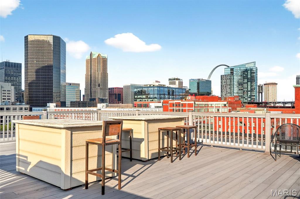 1004 Spruce Street Unit: 404