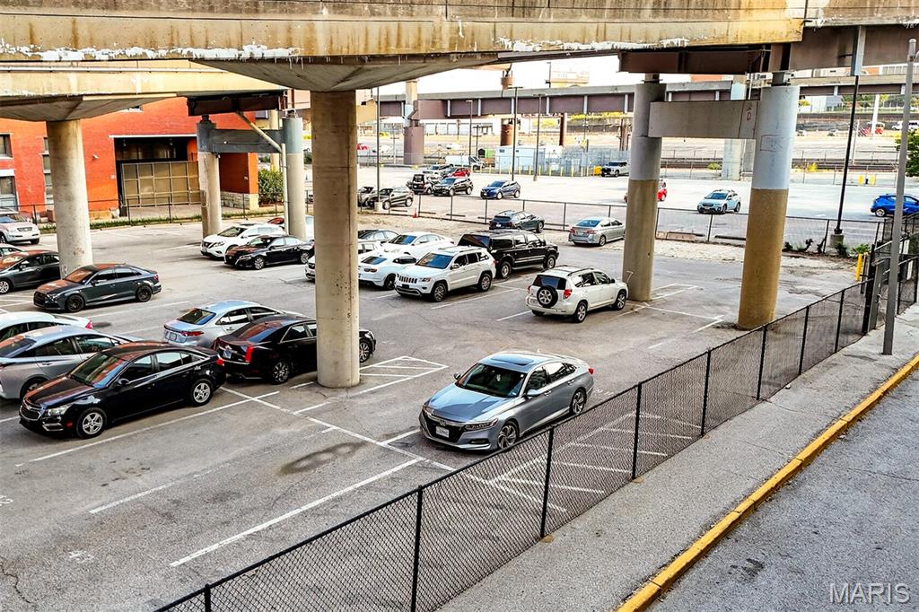 1004 Spruce Street Unit: 404