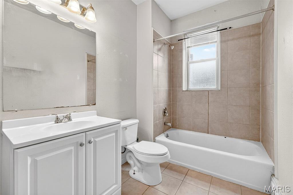 3240 Michigan Avenue