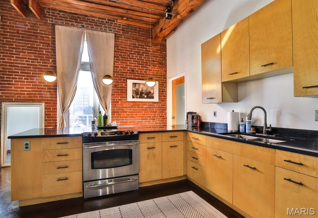 721 N 17th Street Unit: 304