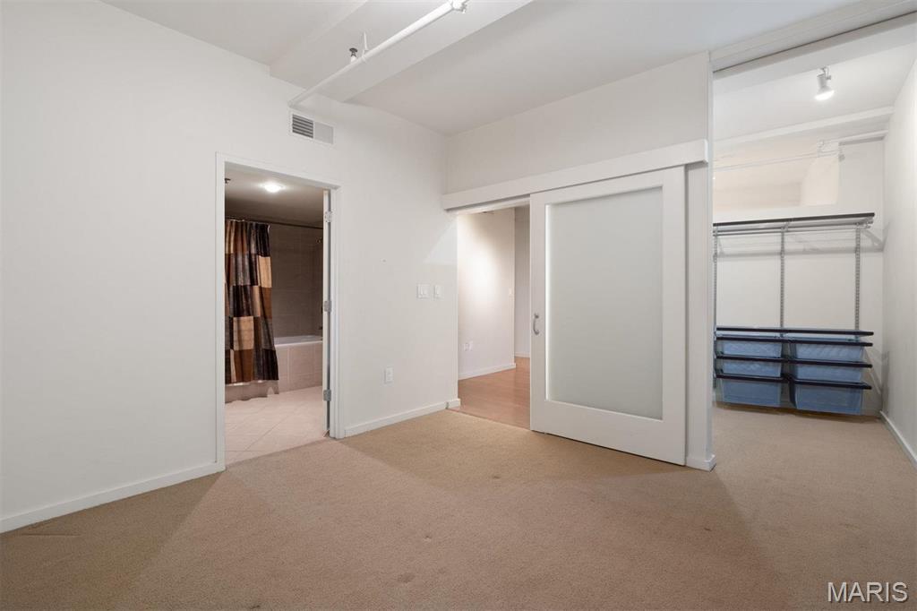 915 Olive Unit: 1206