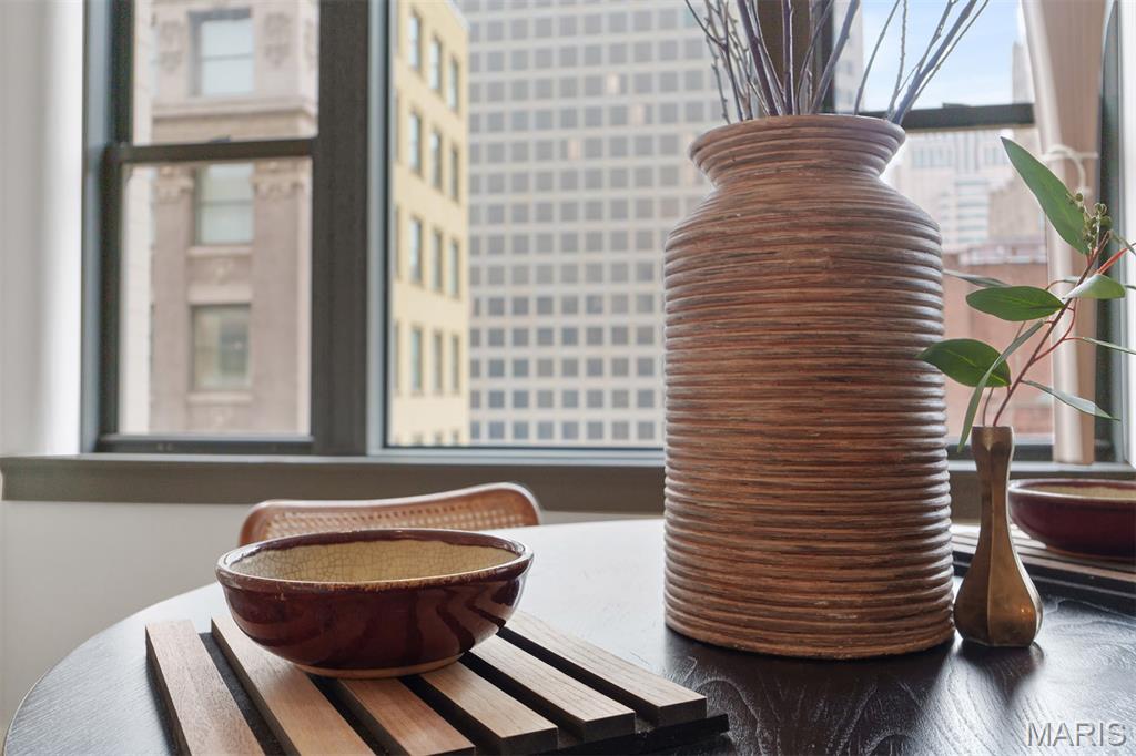 915 Olive Street Unit: 910