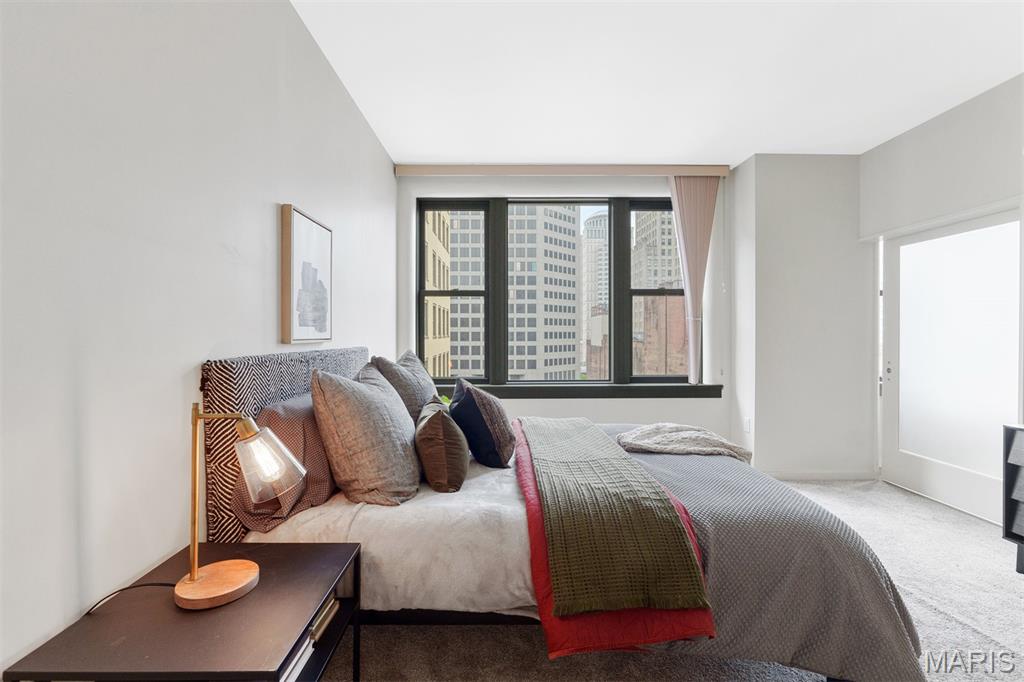 915 Olive Street Unit: 910