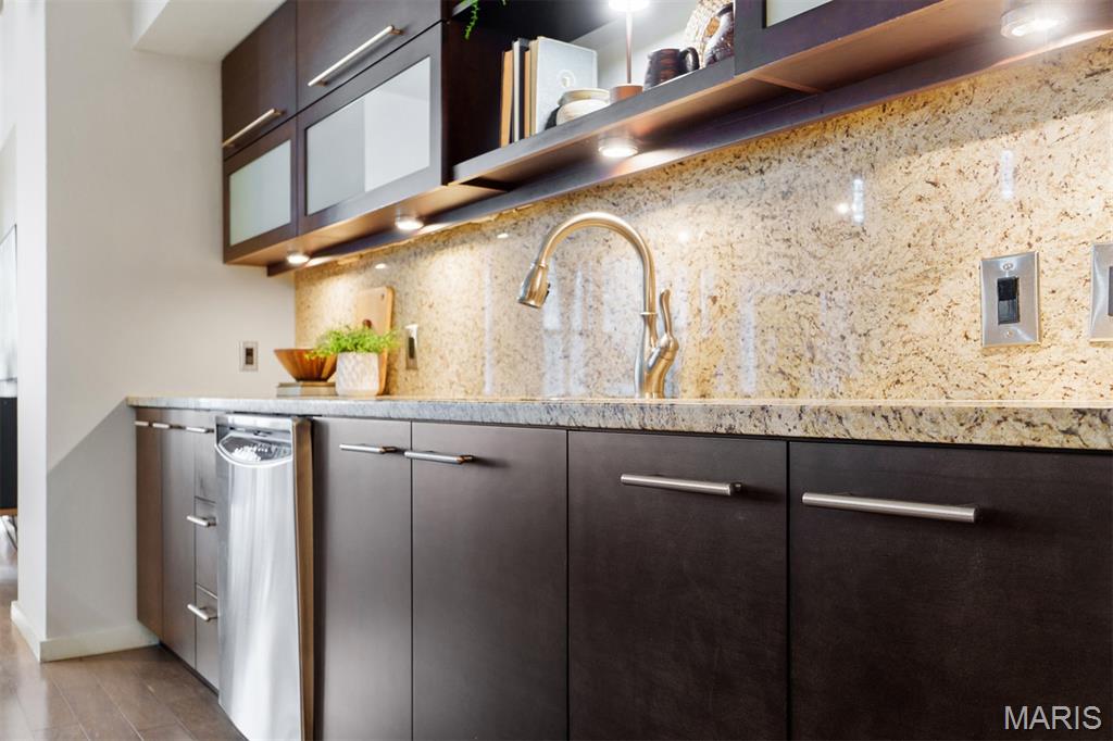 915 Olive Street Unit: 910