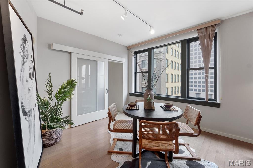 915 Olive Street Unit: 910