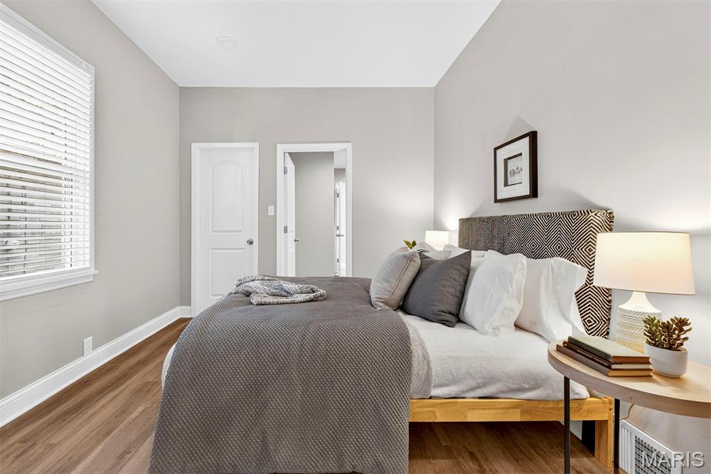 5834 Victoria Avenue